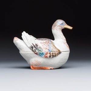 A Chinese famille rose duck-shaped tureen and cover — photo 5