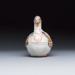 A Chinese famille rose duck-shaped tureen and cover — photo 6