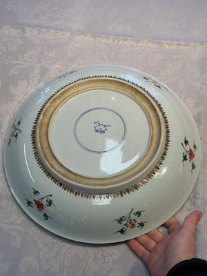 A Chinese famille verte 'Flower Basket' dish — foto 11