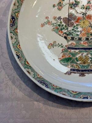 A Chinese famille verte 'Flower Basket' dish — foto 3
