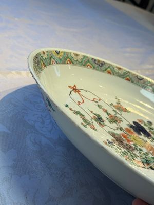 A Chinese famille verte 'Flower Basket' dish — foto 10