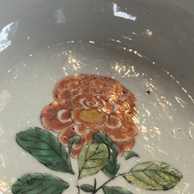 A Chinese famille verte 'Klapmuts' bowl — foto 18