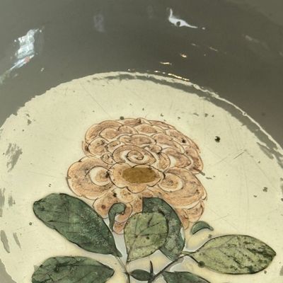 A Chinese famille verte 'Klapmuts' bowl — foto 19