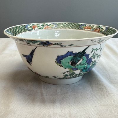A Chinese famille verte 'Klapmuts' bowl — foto 8