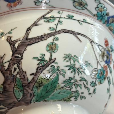 A Chinese famille verte 'Klapmuts' bowl — foto 9