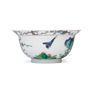 A Chinese famille verte 'Klapmuts' bowl — foto 5