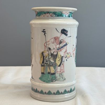 A Chinese famille verte 'Three Star Gods' albarello — foto 1