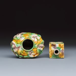 A Chinese famille verte sancai biscuit 'Crab' water pot and a 'Swastika' square bottle on a later wooden stand — photo 6