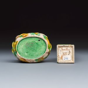 A Chinese famille verte sancai biscuit 'Crab' water pot and a 'Swastika' square bottle on a later wooden stand — photo 7