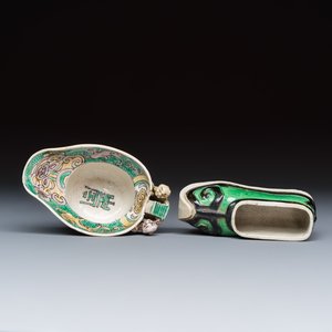A Chinese famille verte sancai biscuit libation cup and a model of a shoe — photo 6