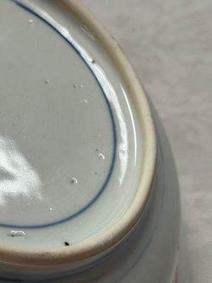 A Chinese verte-Imari 'Provinces' shaving bowl with the arms of Loven — foto 12