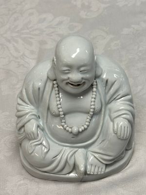 A Chinese white-glazed Milefo Buddha — 照片 7