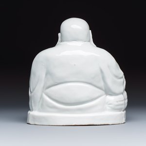 A Chinese white-glazed Milefo Buddha — 照片 4