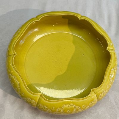 A Chinese yellow-glazed brush washer — 照片 8