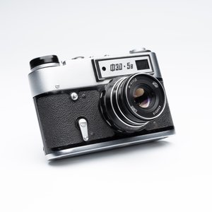 A FED-5B camera with an Industar-61 55mm F2.8 lens — photo 1
