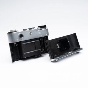 A FED-5B camera with an Industar-61 55mm F2.8 lens — photo 8