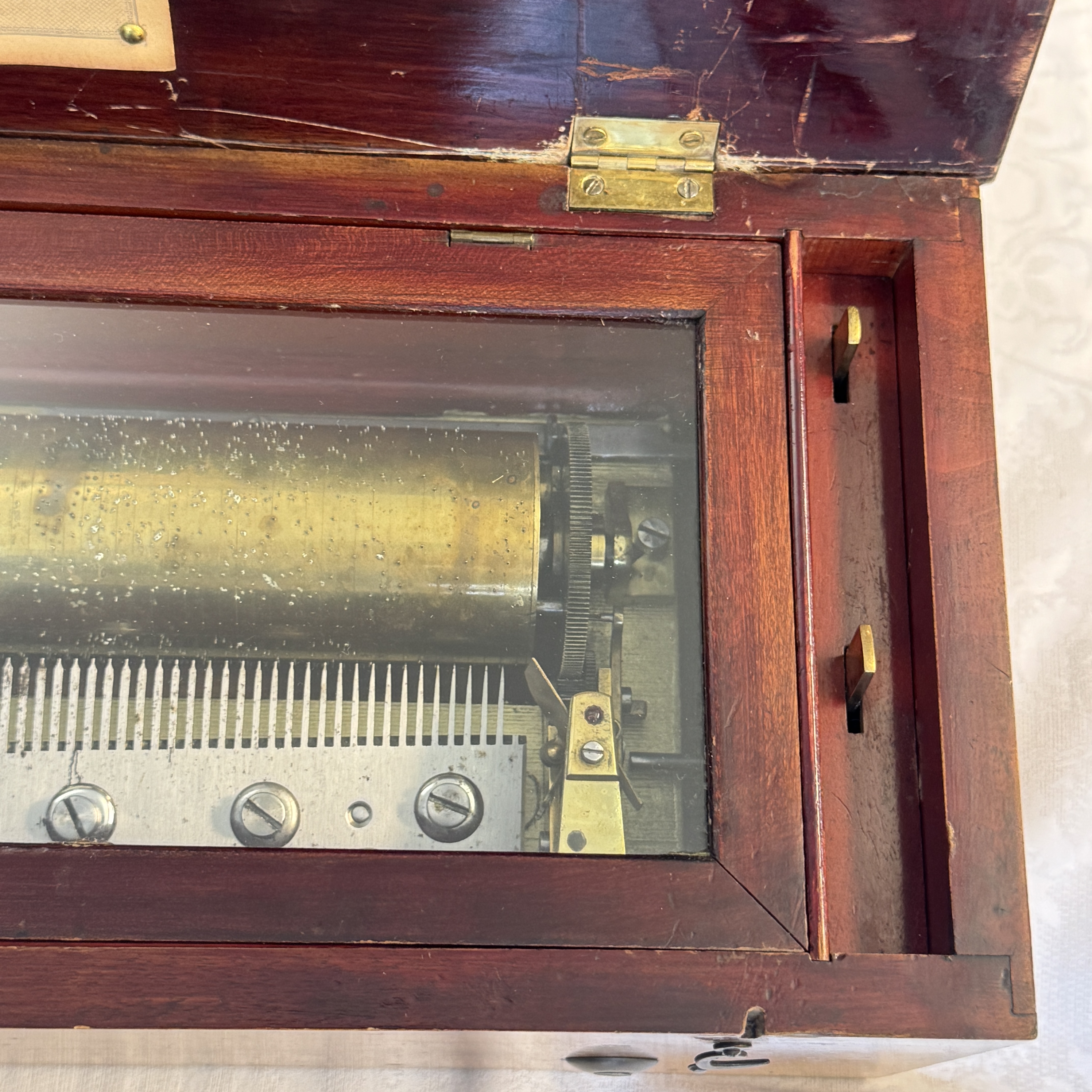 A German cylinder roll music box with 8 tunes — photo 15