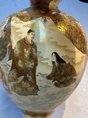 A Japanese Satsuma baluster vase with narrative design — photo 15