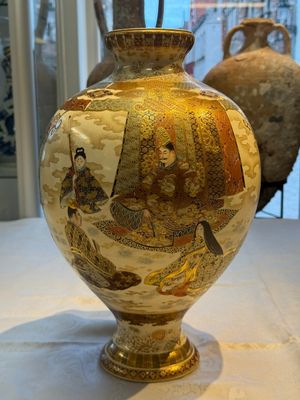 A Japanese Satsuma baluster vase with narrative design — photo 3