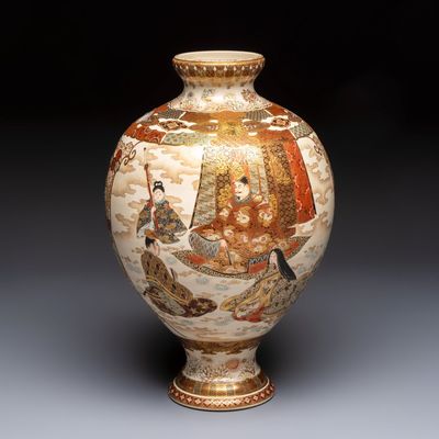 A Japanese Satsuma baluster vase with narrative design, Nippon Kyoto Kinkozan 日本京都錦光山 mark, Meiji, 19th C.