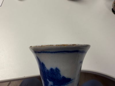 A blue and white Dutch Delft chinoiserie bottle vase — 照片 2