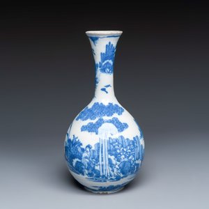 A blue and white Dutch Delft chinoiserie bottle vase — 照片 1