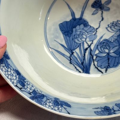 A fine Chinese blue and white 'Herons by a Lotus Pond' bowl — 照片 12