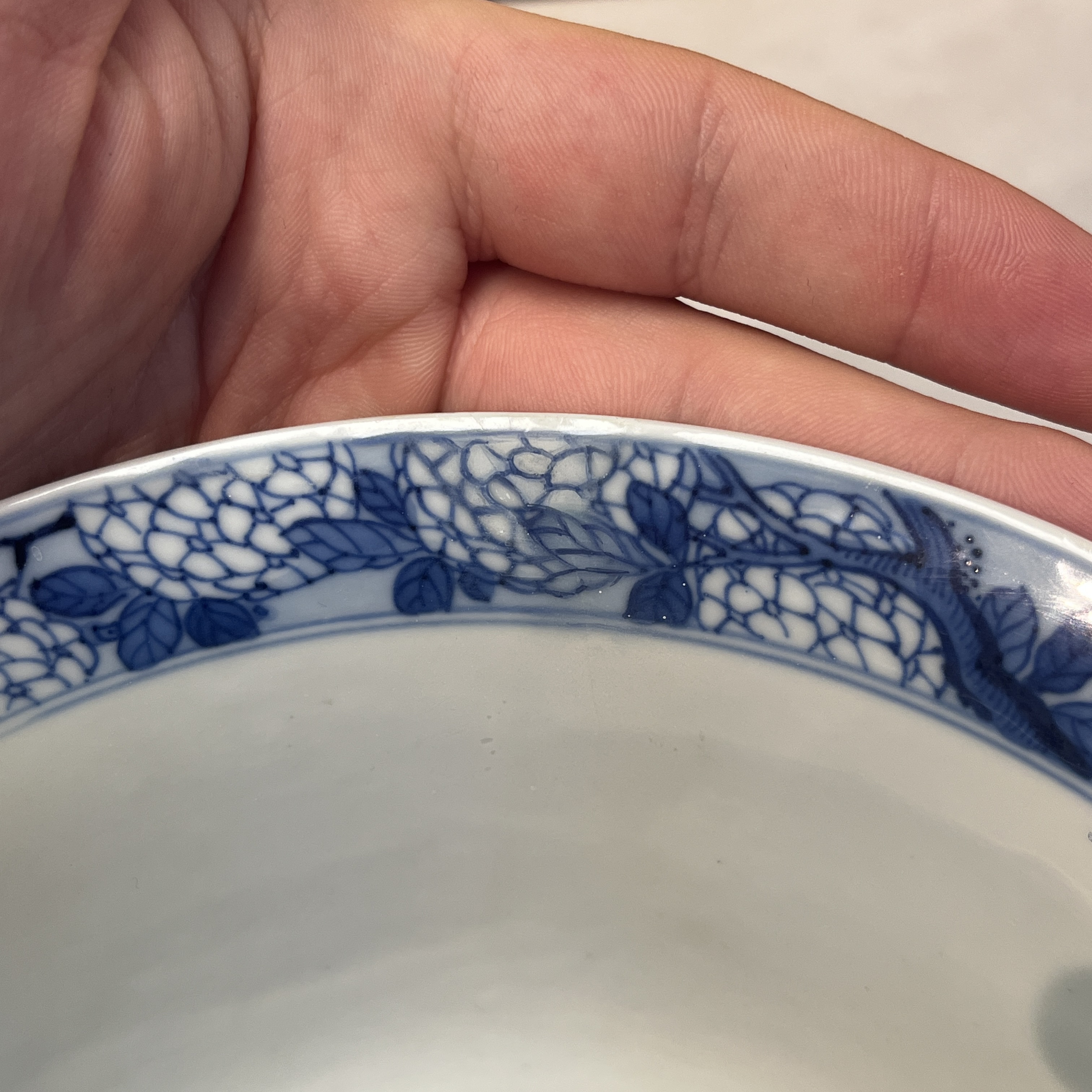A fine Chinese blue and white 'Herons by a Lotus Pond' bowl — 照片 27