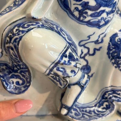 A fine Chinese blue and white figure of the immortal Zhongli Quan — 照片 6