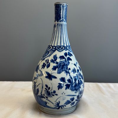 A fine Chinese blue and white pear-shaped 'Phoenix' vase — 照片 4