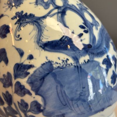 A fine Chinese blue and white pear-shaped 'Phoenix' vase — 照片 5
