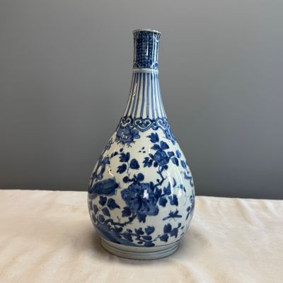 A fine Chinese blue and white pear-shaped 'Phoenix' vase — 照片 2