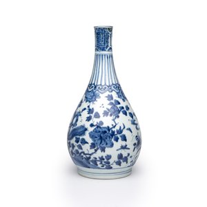 A fine Chinese blue and white pear-shaped 'Phoenix' vase — 照片 3