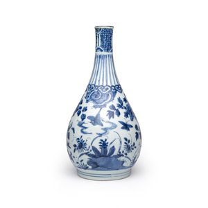 A fine Chinese blue and white pear-shaped 'Phoenix' vase — 照片 4
