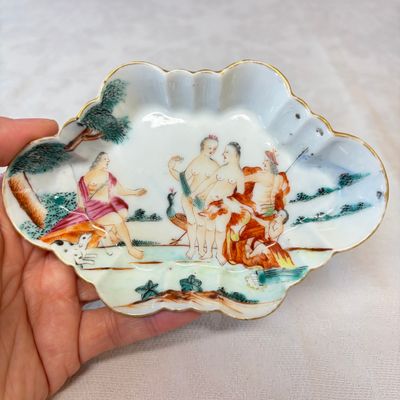 A fine Chinese export porcelain 'Judgement of Paris' spoon tray — 照片 1
