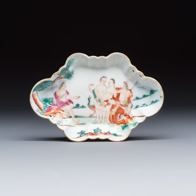 A fine Chinese export porcelain 'Judgement of Paris' spoon tray, Qianlong
