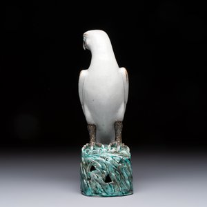 A fine Chinese polychrome-glazed model of a hawk — photo 2
