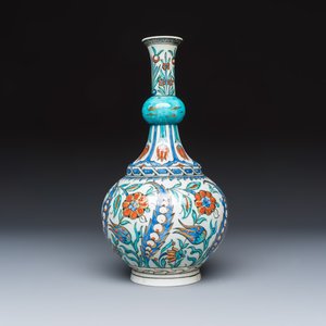 A fine Samson Iznik-style bottle vase with saz leaves — photo 3