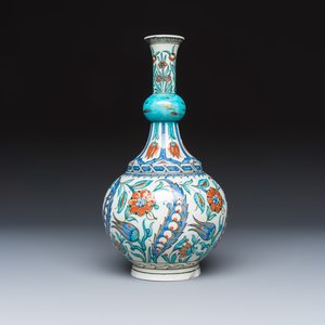 A fine Samson Iznik-style bottle vase with saz leaves — photo 5