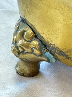 A large Chinese bronze 'Dragon' tripod censer, 19th C. — photo 17