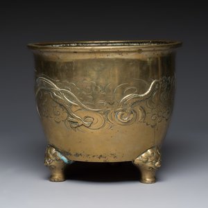 A large Chinese bronze 'Dragon' tripod censer, 19th C. — photo 4