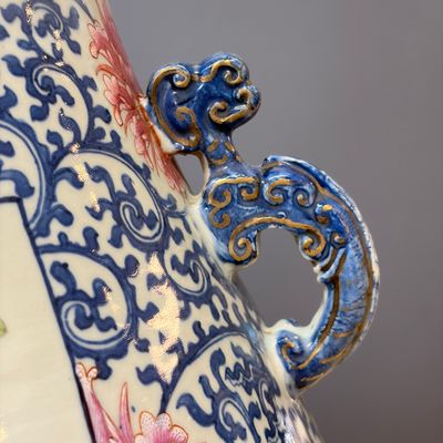 A large Chinese famille rose 'Hu' vase with birds and butterflies — photo 4