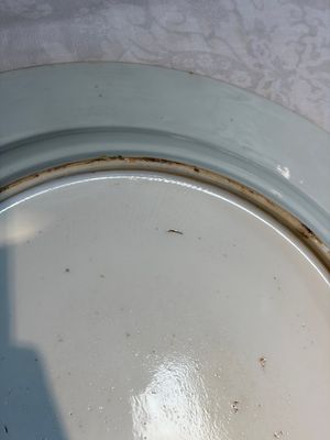 A large Chinese famille verte armorial 'Provinces' dish with the arms of Zutphen — photo 16