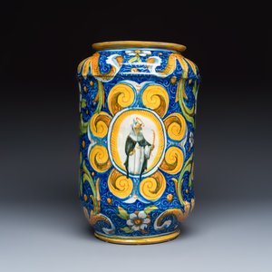 A large polychrome Italian maiolica albarello inscribed 'Mostarda Fina' — photo 3