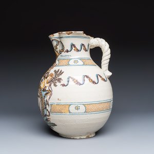A large polychrome Talavera armorial ewer — photo 2