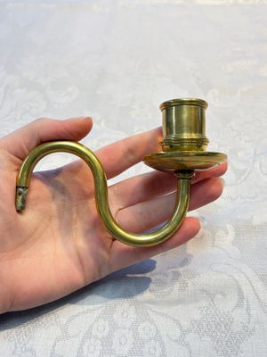 A pair of Chinese Canton famille rose 'Mandarin Subject' wall sconces — photo 5