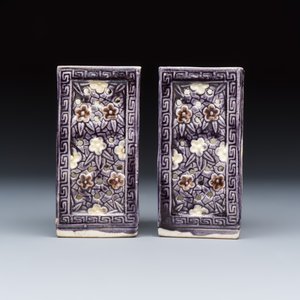 A pair of Chinese aubergine-glazed openworked square brush pots on later wooden stands — photo 4