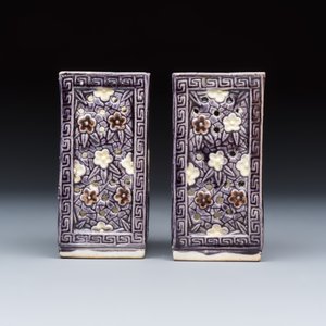 A pair of Chinese aubergine-glazed openworked square brush pots on later wooden stands — photo 5