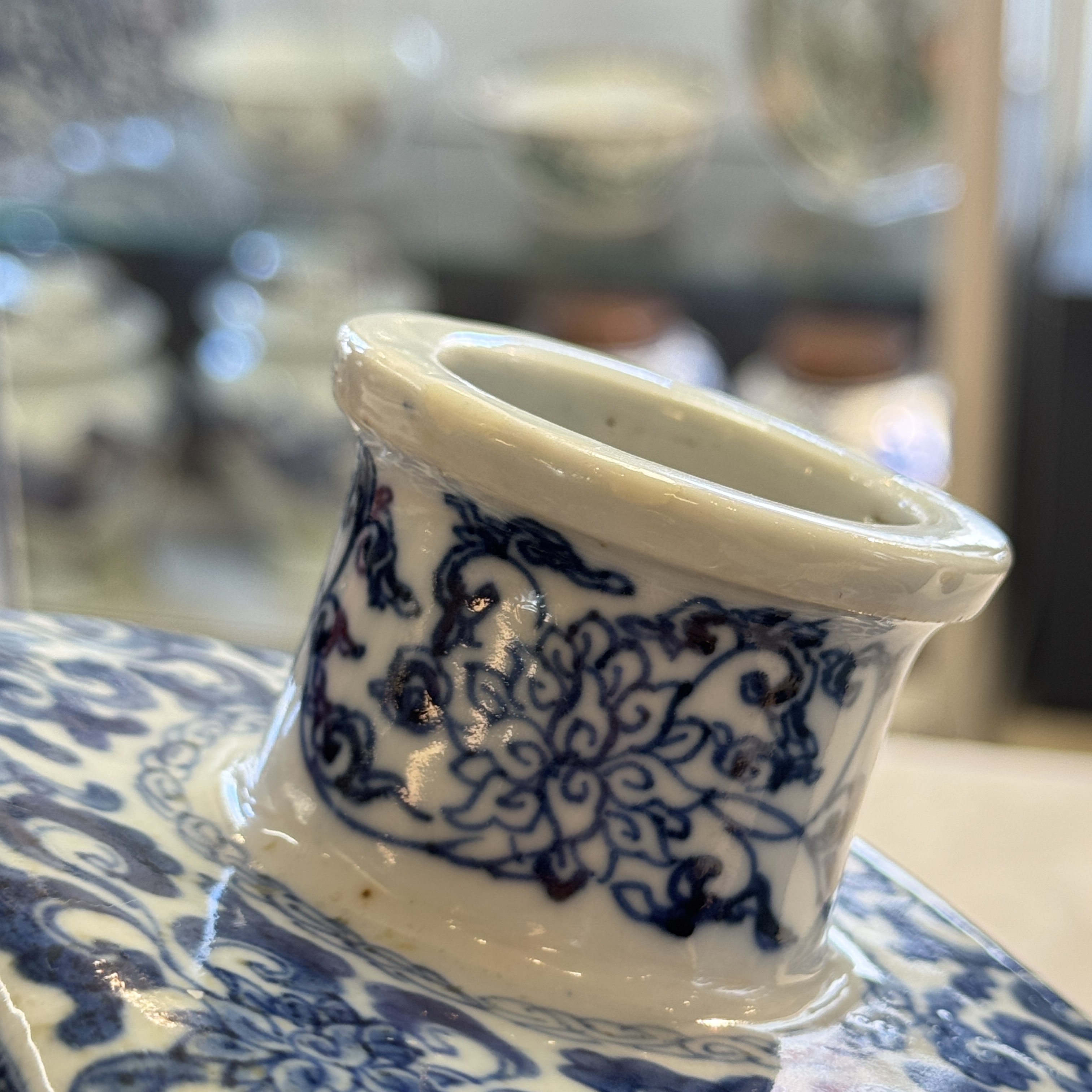A pair of Chinese blue and white 'Blossoming Flower Branches' square flasks and covers — 照片 68