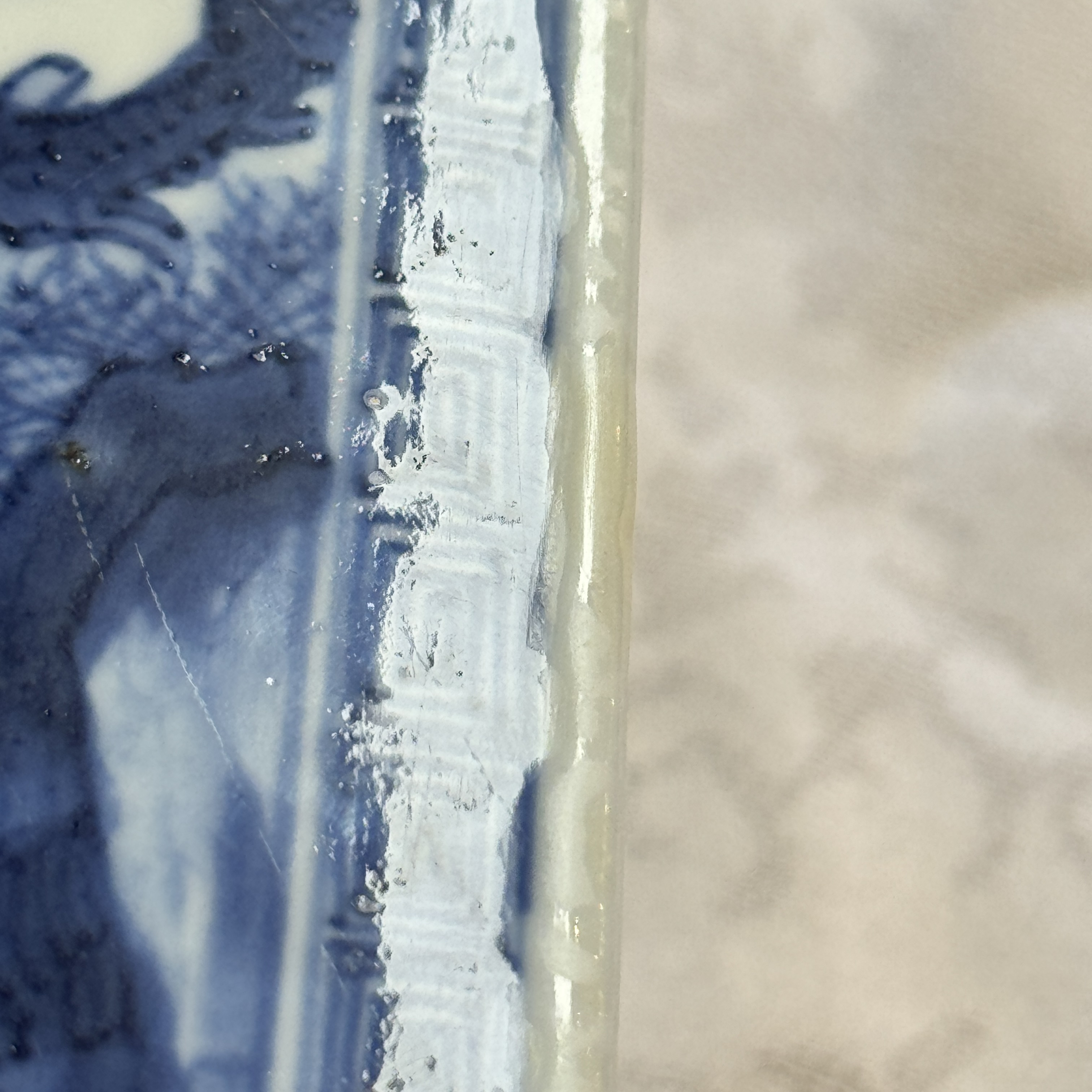 A pair of Chinese blue and white 'Blossoming Flower Branches' square flasks and covers — 照片 78